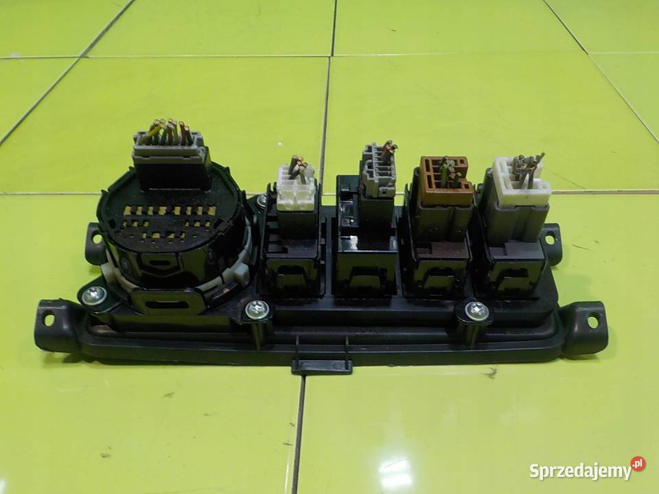 NISSAN PATHFINDER 25 D4 07r 5D panel