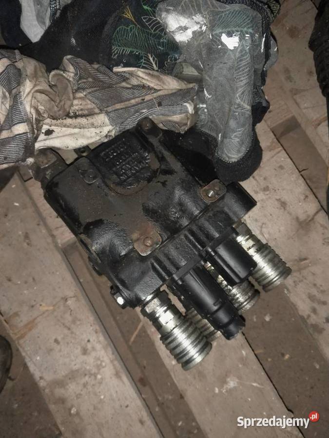 Rozdzielacz tur ładowacz czołowy stoll cese Tur Rozdrażew sprzedam