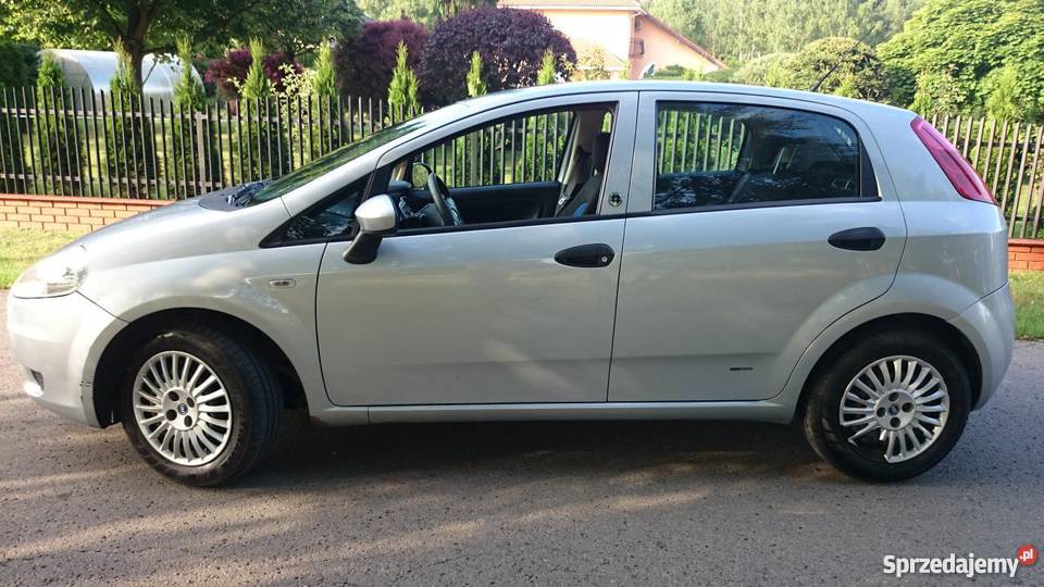 Fiat Grande Punto srebrny centralny zamek Mielec