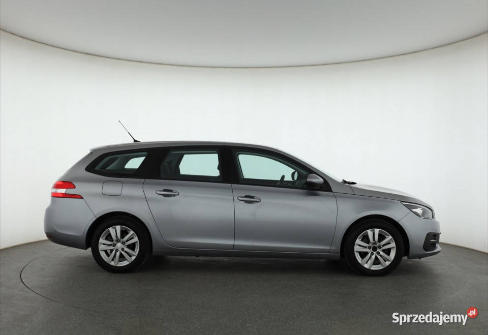 Peugeot 308 15 BlueHDi Piaseczno