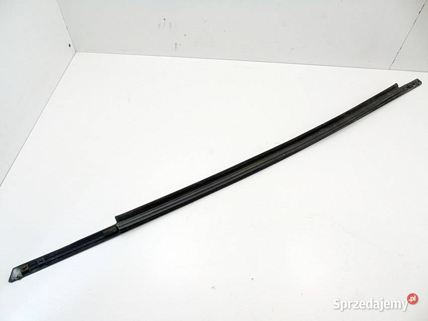 Uszczelka parapet zewnętrzny szyby prawy przód śląskie Sosnowiec