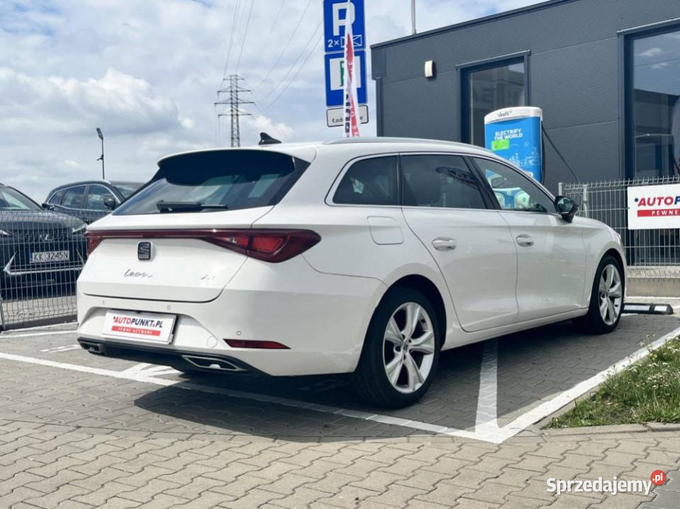 SEAT Leon 2021r FV23 Automat Ambiente