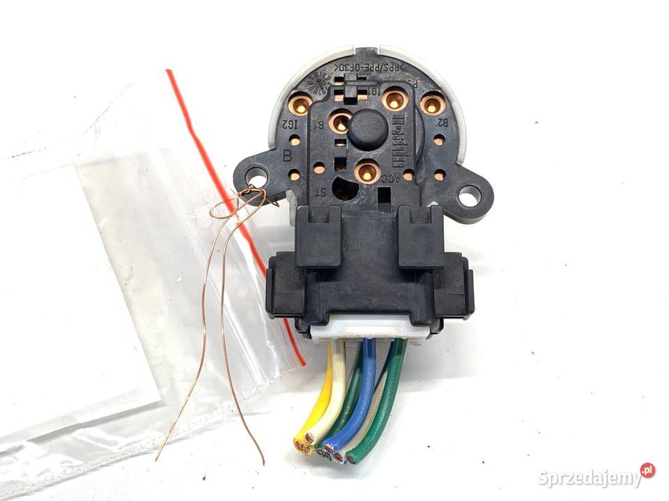 KOSTKA STACYJKI SUZUKI SWIFT III 13 92 ZŁĄCZE