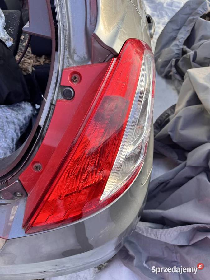 Lampa prawy tył SUZUKI SWIFT MK7 201016 5d Brzesko