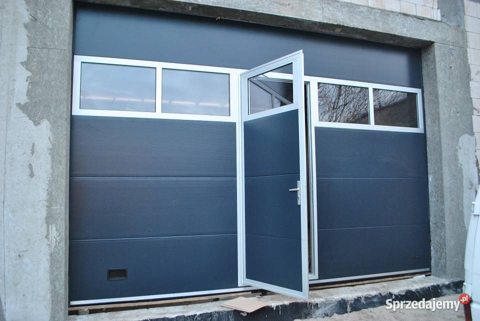 Brama garażowa przemysłowa z przeszkleniami metal Gorzów Wielkopolski
