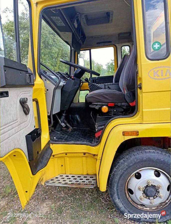 Auto Laweta Pomoc Drogowa Samochód Specjalny