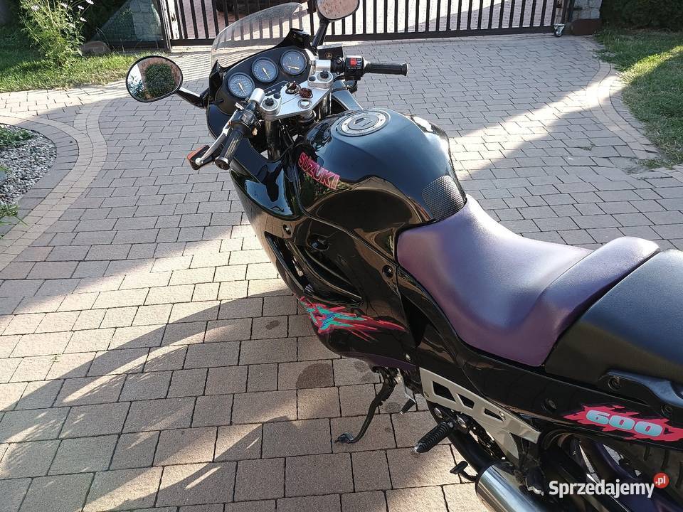 Suzuki gsxf 600 sportowy