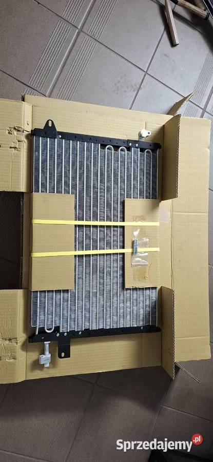 Chłodnica skraplacz klimatyzacji Ford Mustang 40 Jastrzębie-Zdrój