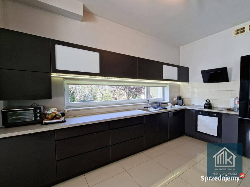 Sprzedaż domu wolnostojącego Niepołomice 212m2