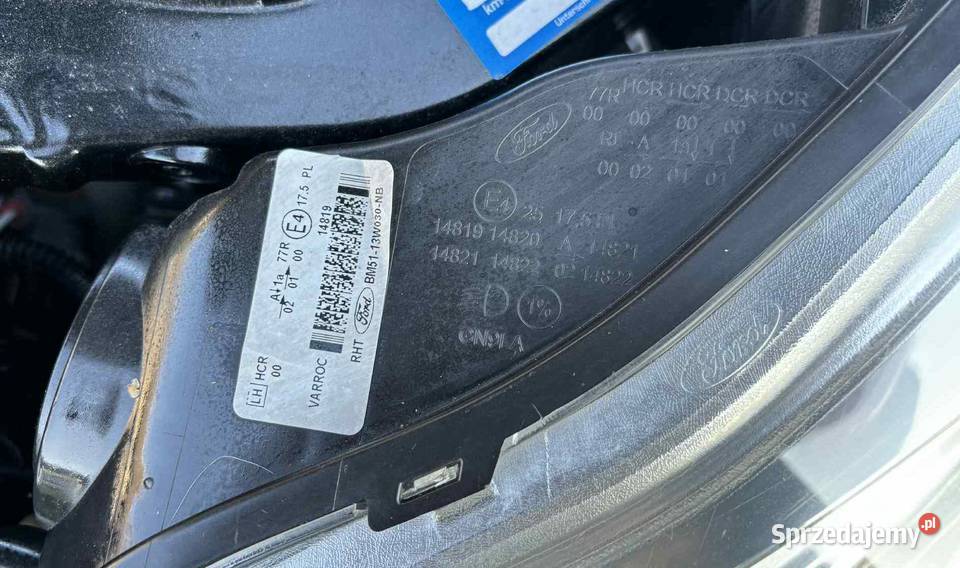 FORD FOCUS MK3 LAMPA REFLEKTOR LEWY PRZÓD Radom