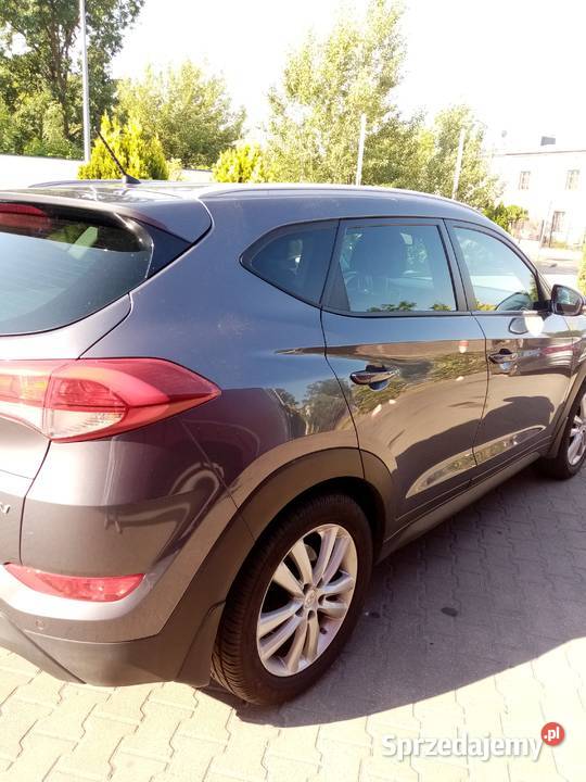 Hiunday Tuscon salon 2015 r 1700 d Włocławek