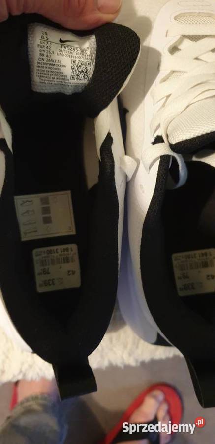 Nike PROMINA Buty treningowe Nowe Rydułtowy sprzedam