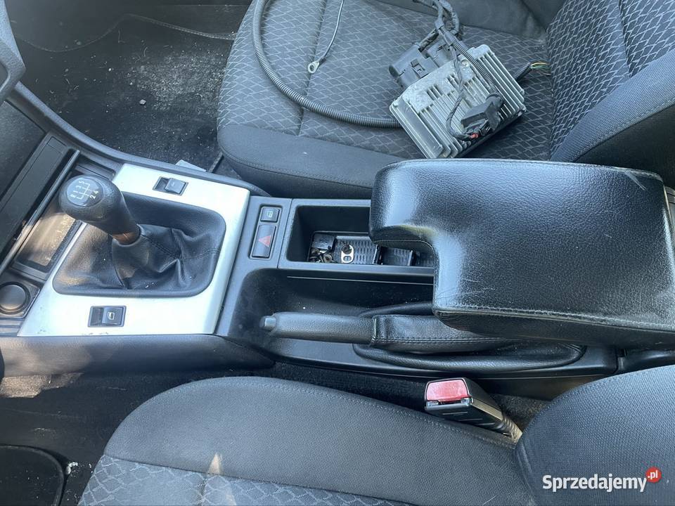 Środek BMW e46 compact Motoryzacja Kielce sprzedam