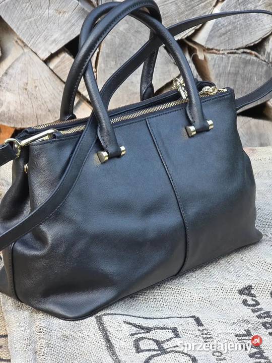 Torebka DKNY klasyka i perfekcja w każdym detalu czarny Warszawa