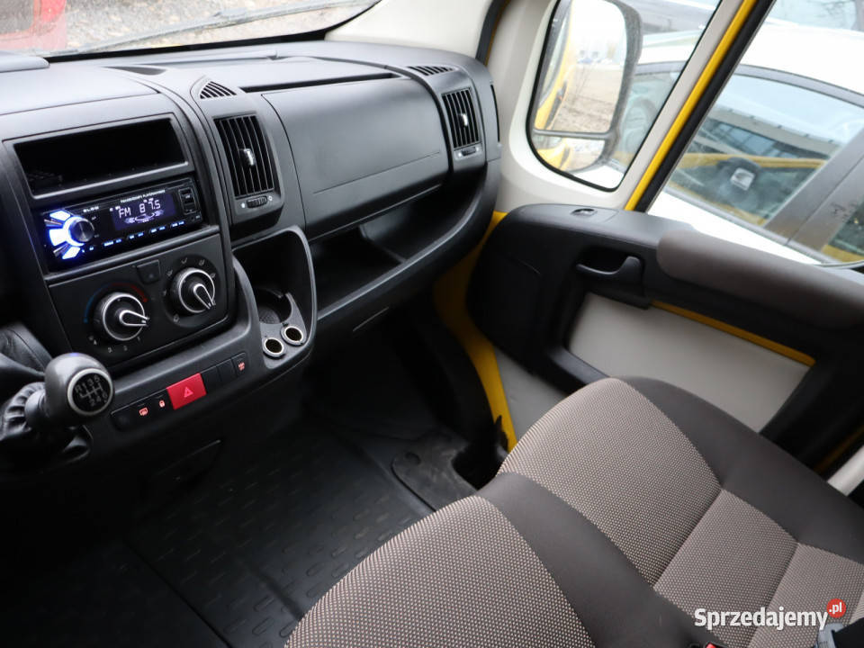 Peugeot Boxer 20 BlueHDi manualna