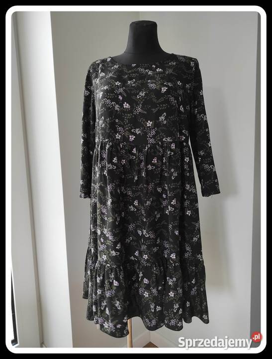 Beloved luźna czarna sukienka w kwiatki 42 XL sprzedam