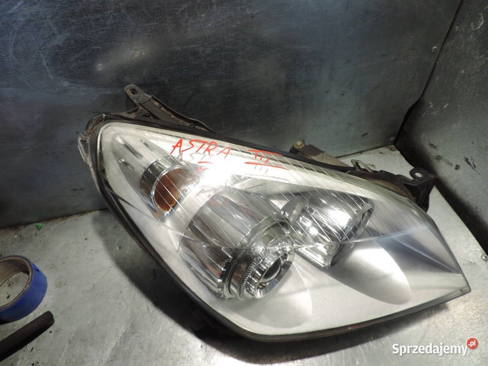 OPEL ASTRA H III FL LAMPA PRAWY PRZÓD Motoryzacja Nowy Sącz