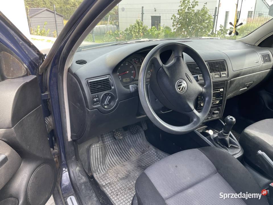 WV golf IV 2001 14 benzyna Dobra