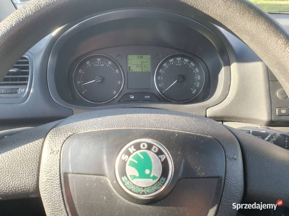 Skoda fabia 12 tsi benzyna 105 2012 Przebieg Bydgoszcz