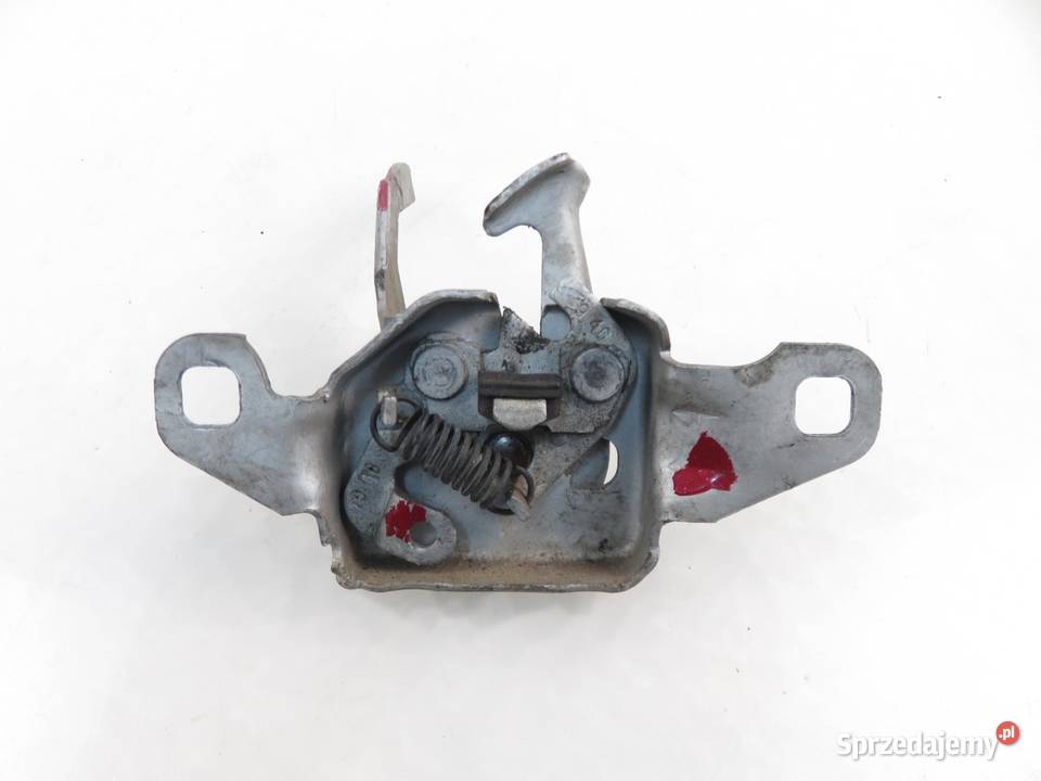 ZAMEK MASKI DACIA DUSTER