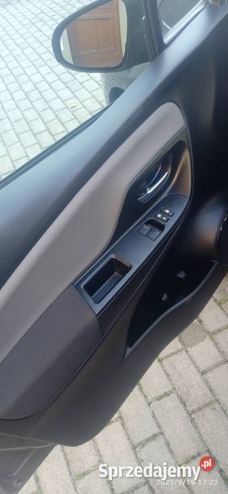 Toyota Yaris 10 2018r 125 nieuszkodzony Węglówka