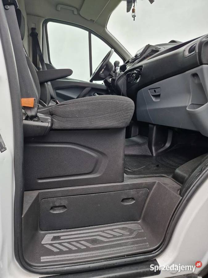 Ford Transit Custom długi 170KM
