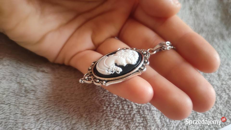 Wisiorek wisior naszyjnik kamea z kobieta sprzedam