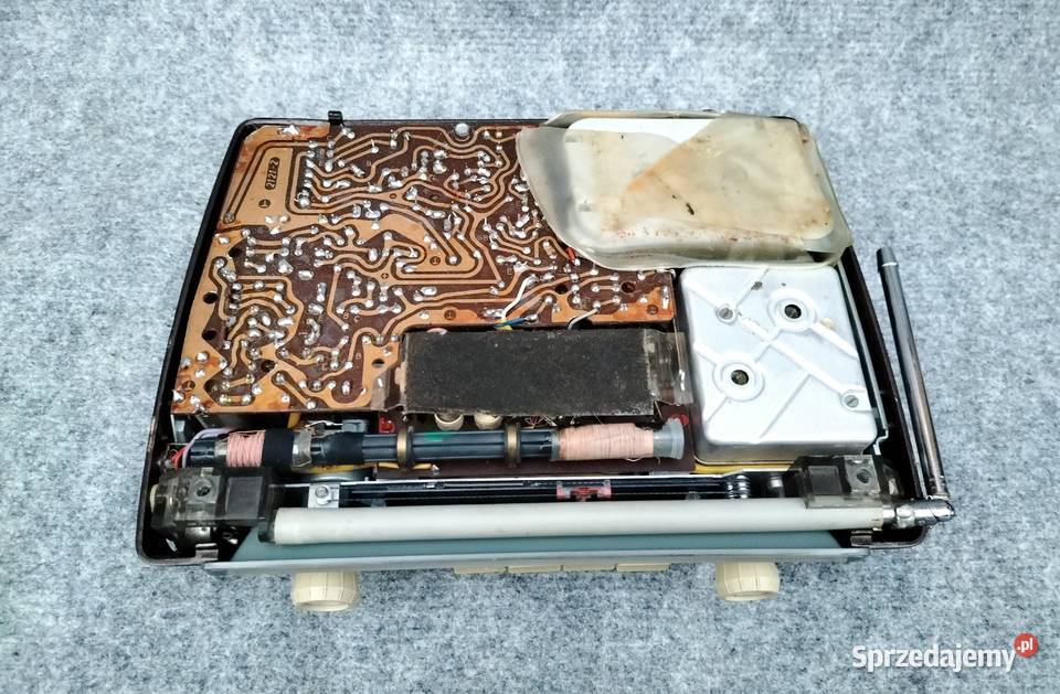 Blaupunkt DERBY przenośne radio samochodowe Antyki wielkopolskie Leszno