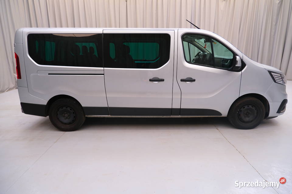 RENAULT TRAFIC 2022 199700 ccm 150 diesel Warszawa