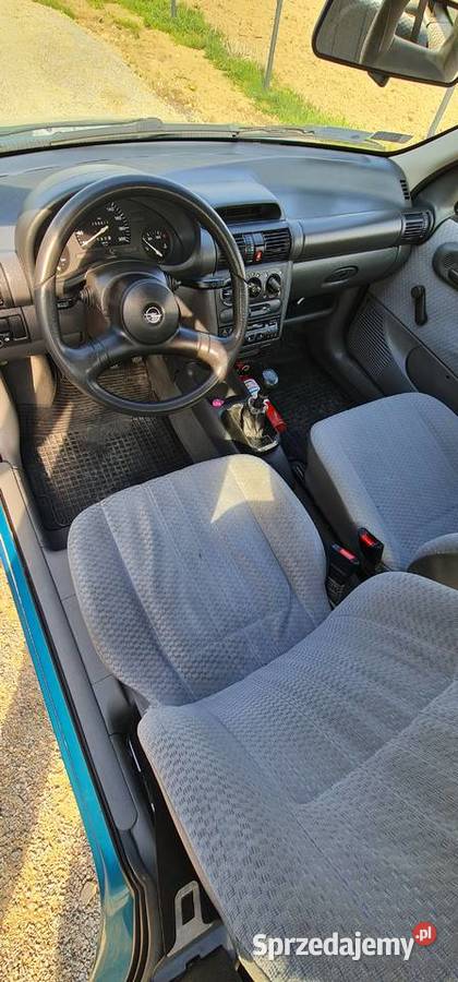 Opel Corsa 14 1996 150000km Minkowice-Kolonia