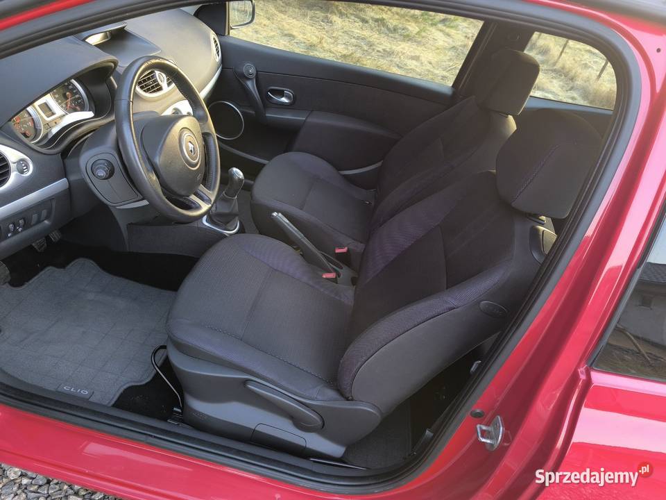 Renault Clio 3 12 16V Hatchback Ostrowiec Świętokrzyski sprzedam