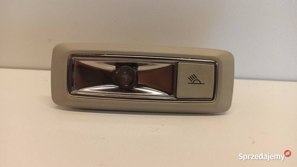 SKODA KODIAQ LAMPKA PODSUFITKI 3V0947304