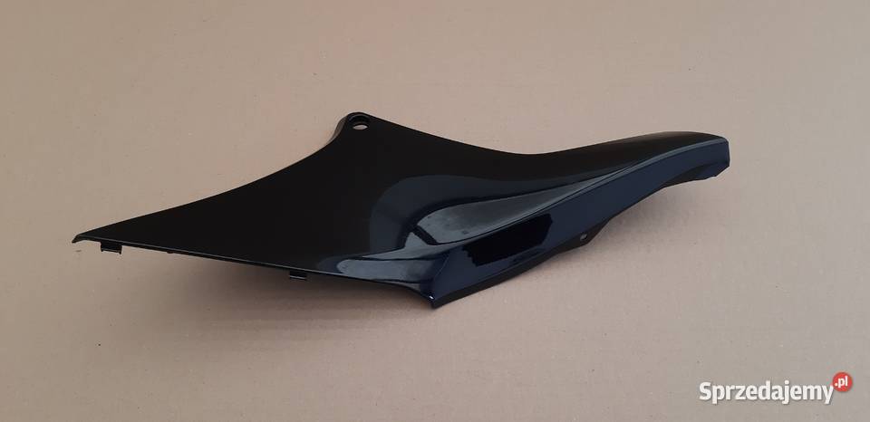 HONDA CBR 600RR OSŁONA ZBIORNIKA PRAWA ZASLEPKA Trzciel
