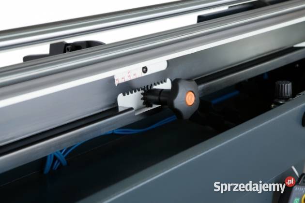 AUTOMATYCZNY MAGAZYNOPODAJNIK PRĘTÓW TOKARKA CNC Siedlce