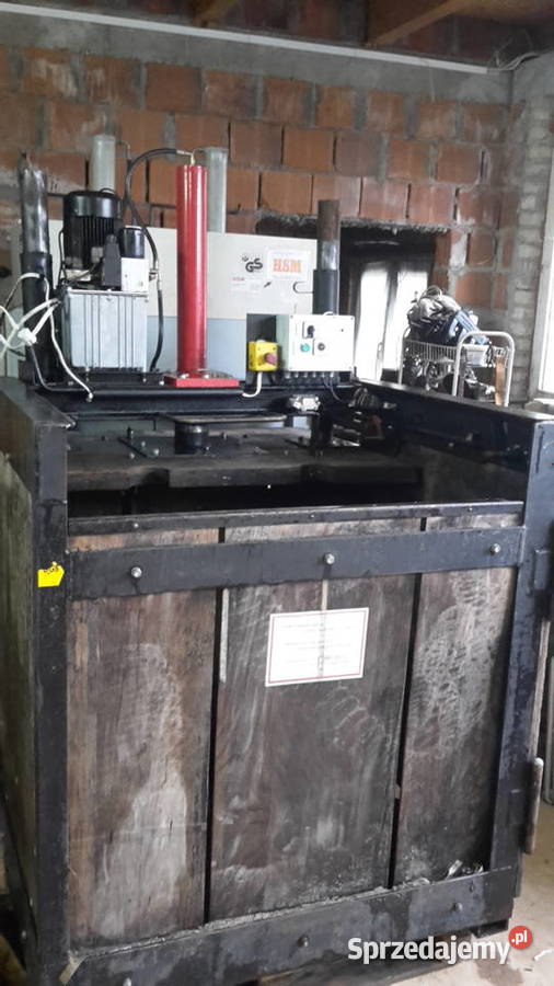 Belownica zgniatarka prasa do śmieci makulatury Trzebinia