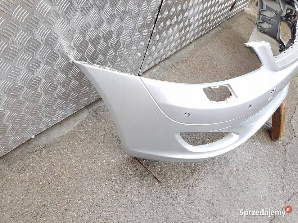 ZDERZAK MERCEDES SKLASA W221
