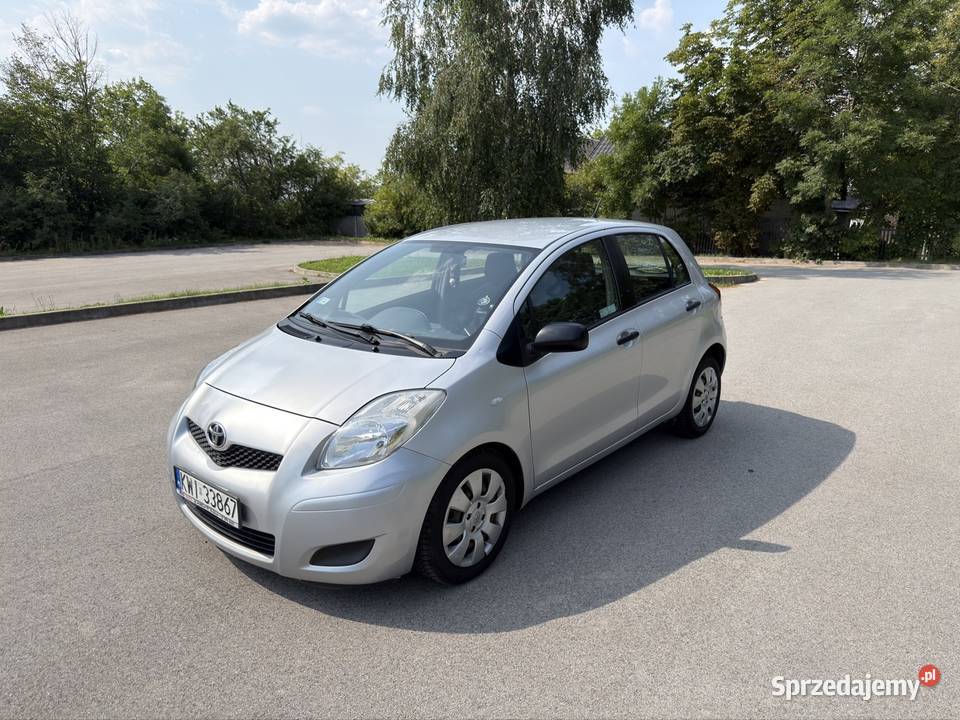 Toyota Yaris II 13 Polski Salon Benzyna 6 biegów świętokrzyskie Kielce