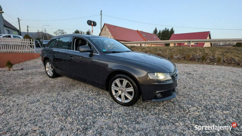 Audi A4 Avant A4 B8 20 TDI XENON ALU 17 B8 światła do jazdy dziennej Kamienna Góra sprzedam