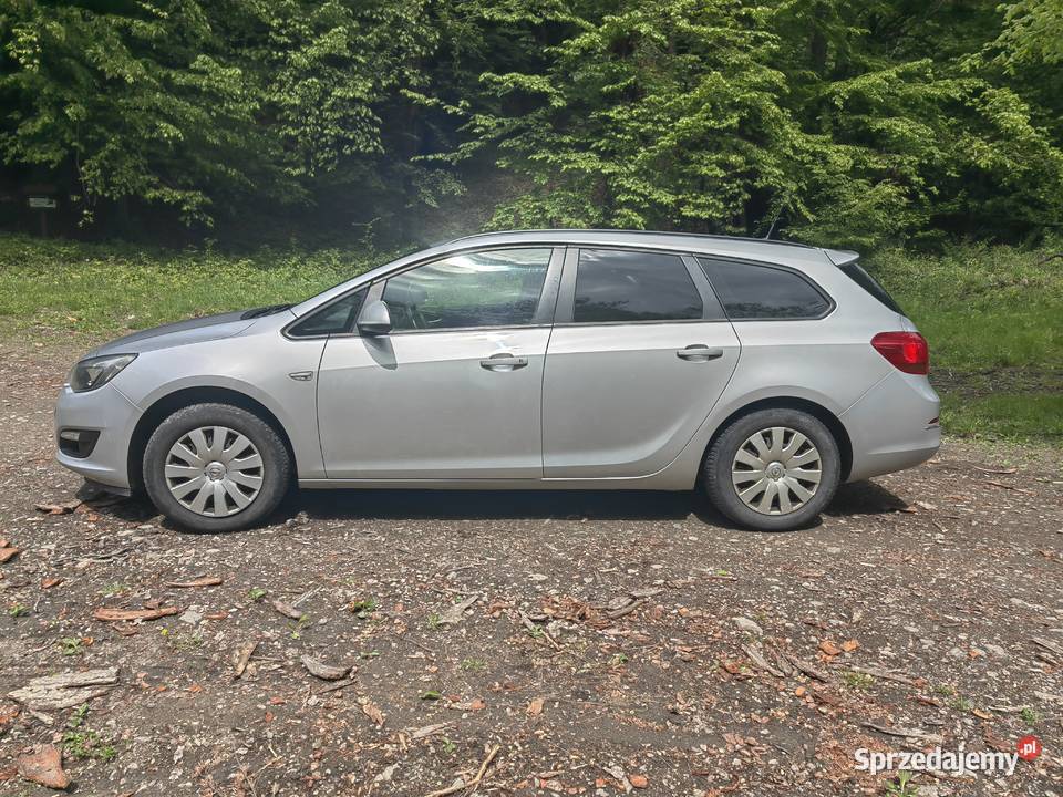 opel astra j 2016r 16 diesel sport tourer 324500km Chocznia