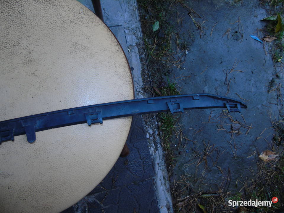 Peugeot 2008 Listwa Grill 9802434777 sprzedam