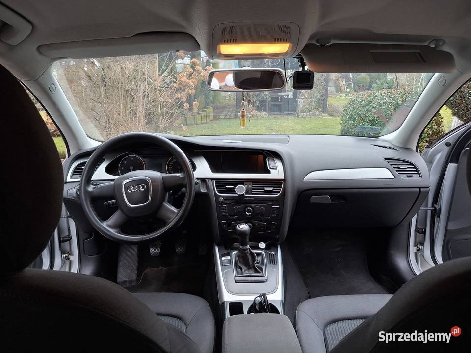 Audi a4b8 avant 20tdi hak Kamieniec