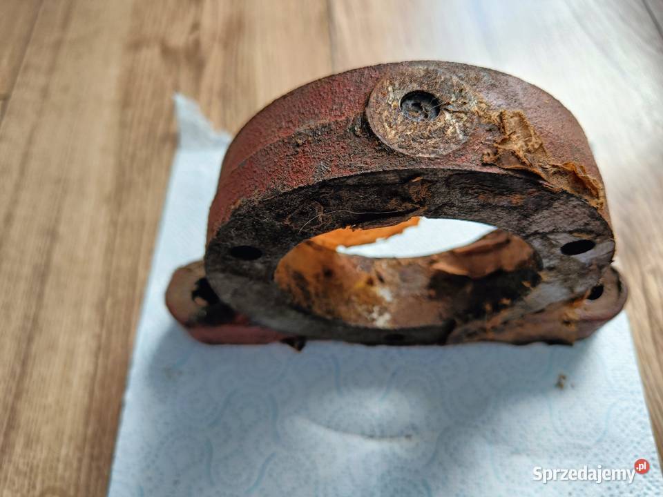 Obudowa łożyska 1208 duża rozrzutnika obornika Biała Podlaska