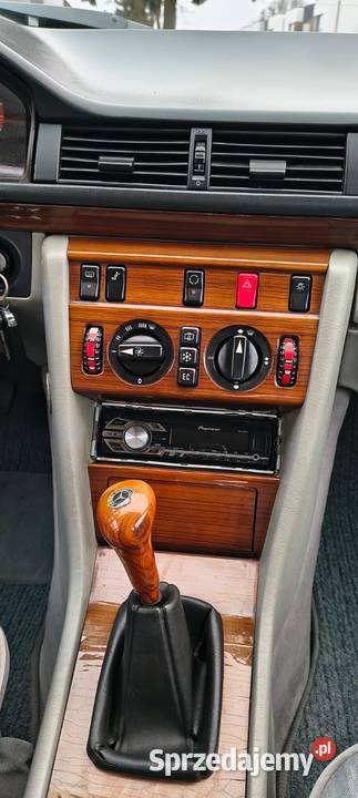 Mercedes W124 200E 1990 benzyna klimatyzacja bez Zgierz