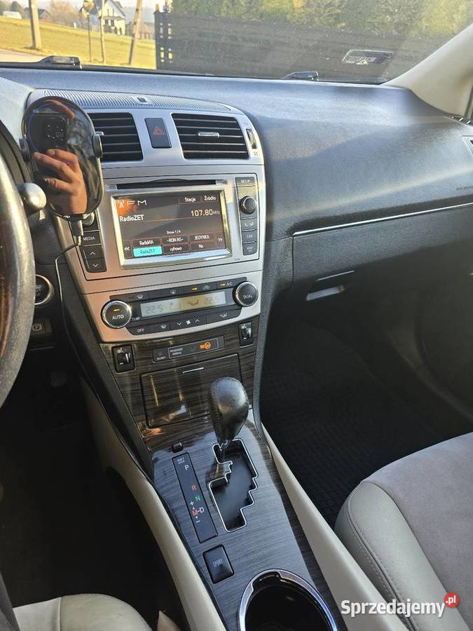 Toyota Avensis III 22 Sprzedam 22 Diesel Automat tempomat Kąśna Dolna sprzedam