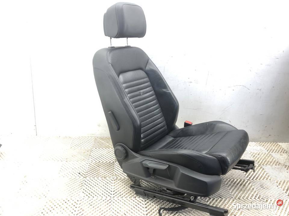 FOTELE KANAPA KOMPLET VW PASSAT B8 SedanLimuzyna podkarpackie