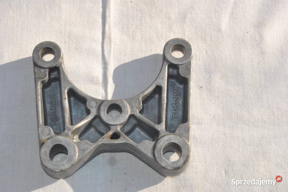 Podpora pompy wspomagania BMW E90E60 E61E63 E64
