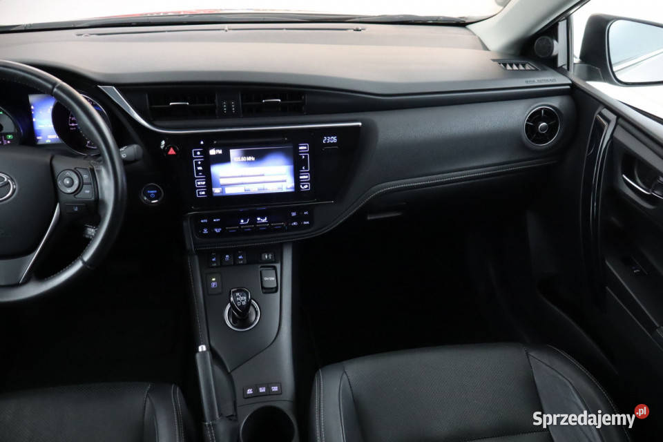 Toyota Auris Hybrid czujnik parkowania Auris śląskie Zabrze