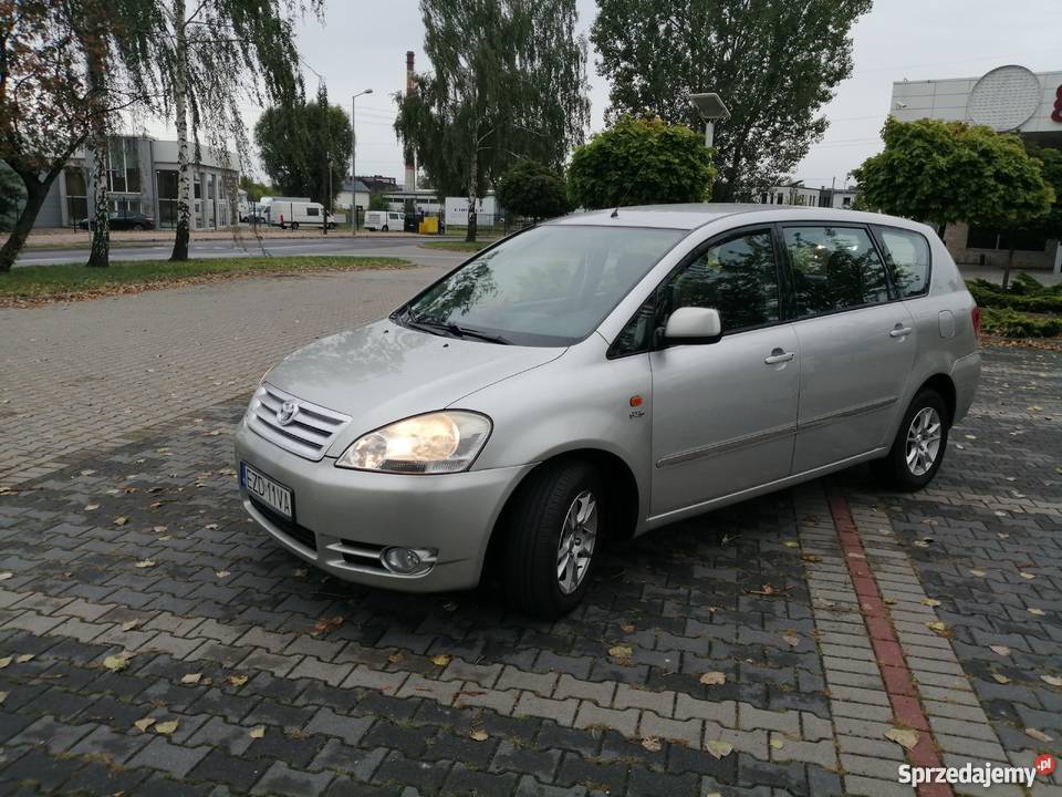 Toyota avensis verso 2002