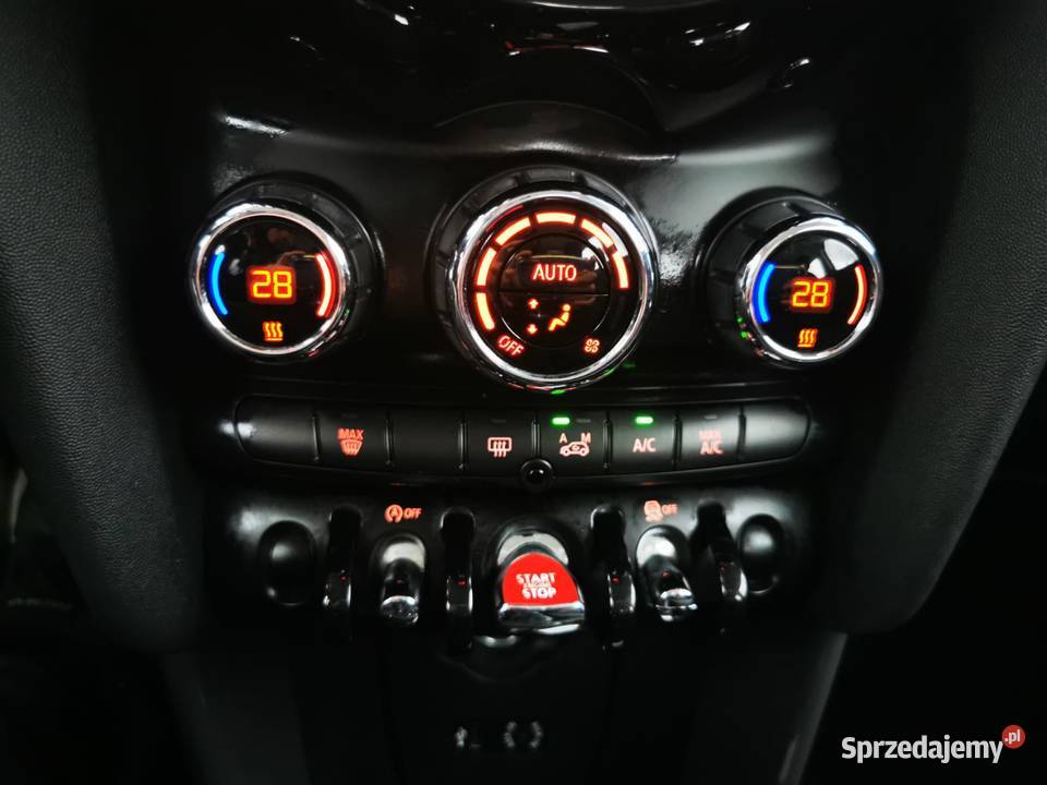 F56 Hatchback 12 102 Manual Przebieg 83816 sprzedam