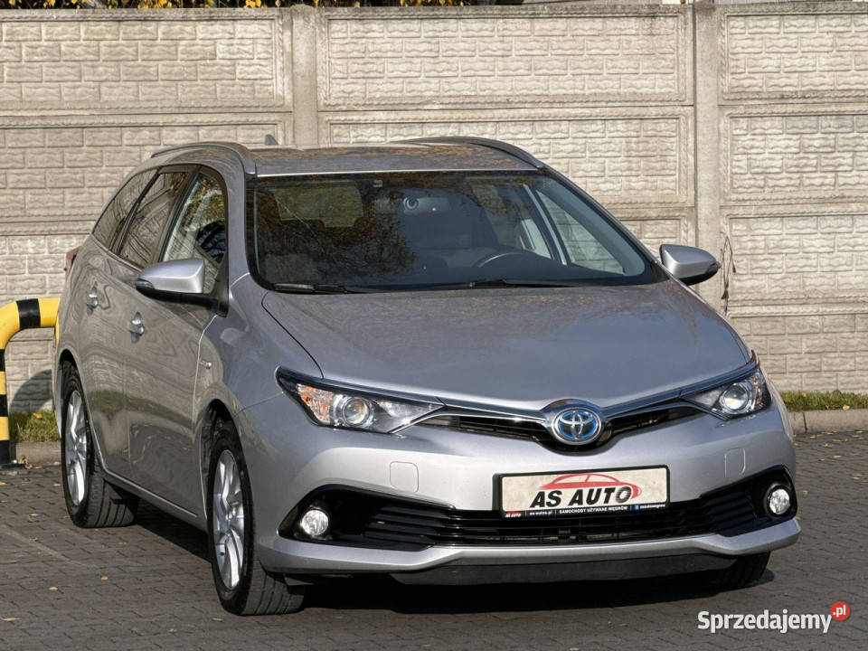 Toyota Auris Hybrid 4/5 Węgrów sprzedam